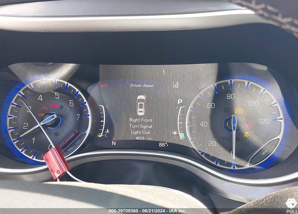 2024 CHRYSLER PACIFICA TOURING L VIN: 2C4RC1BG4RR128792
