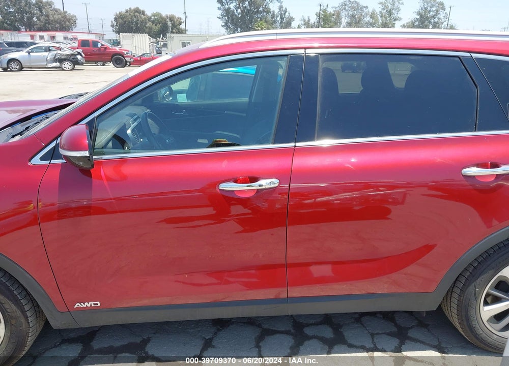 2019 KIA SORENTO 3.3L EX VIN: 5XYPHDA50KG465898