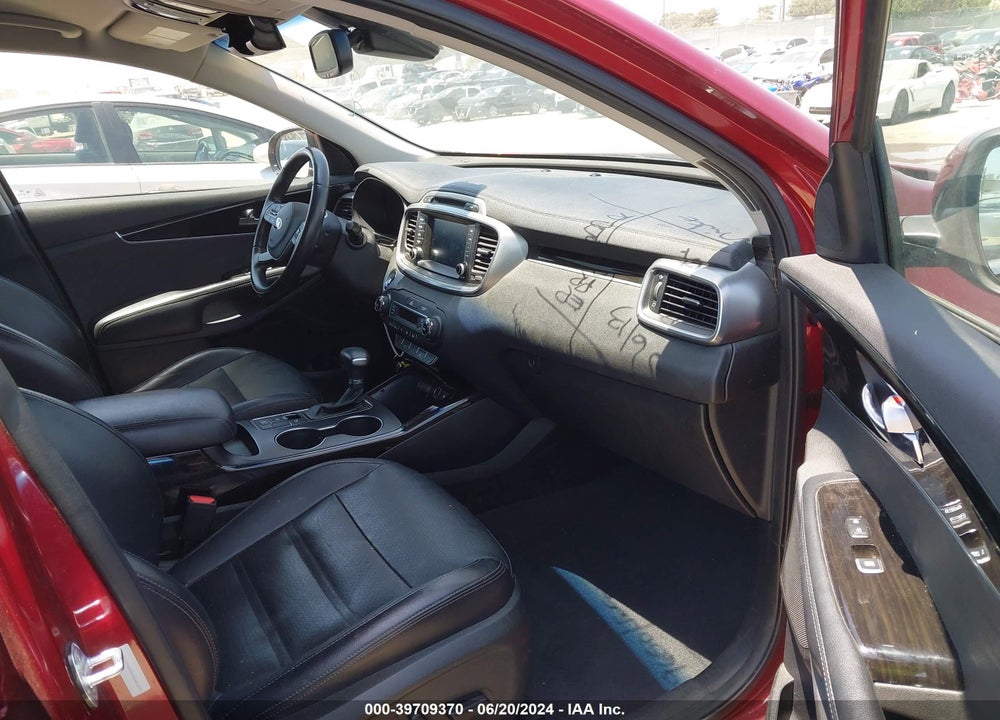 2019 KIA SORENTO 3.3L EX VIN: 5XYPHDA50KG465898