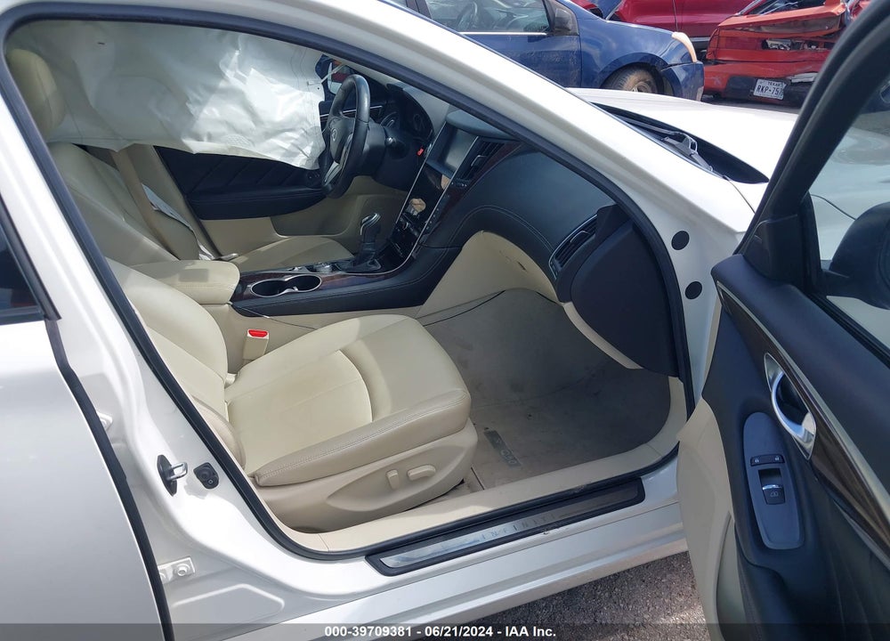 2018 INFINITI Q50 3.0T LUXE VIN: JN1EV7AP6JM355523