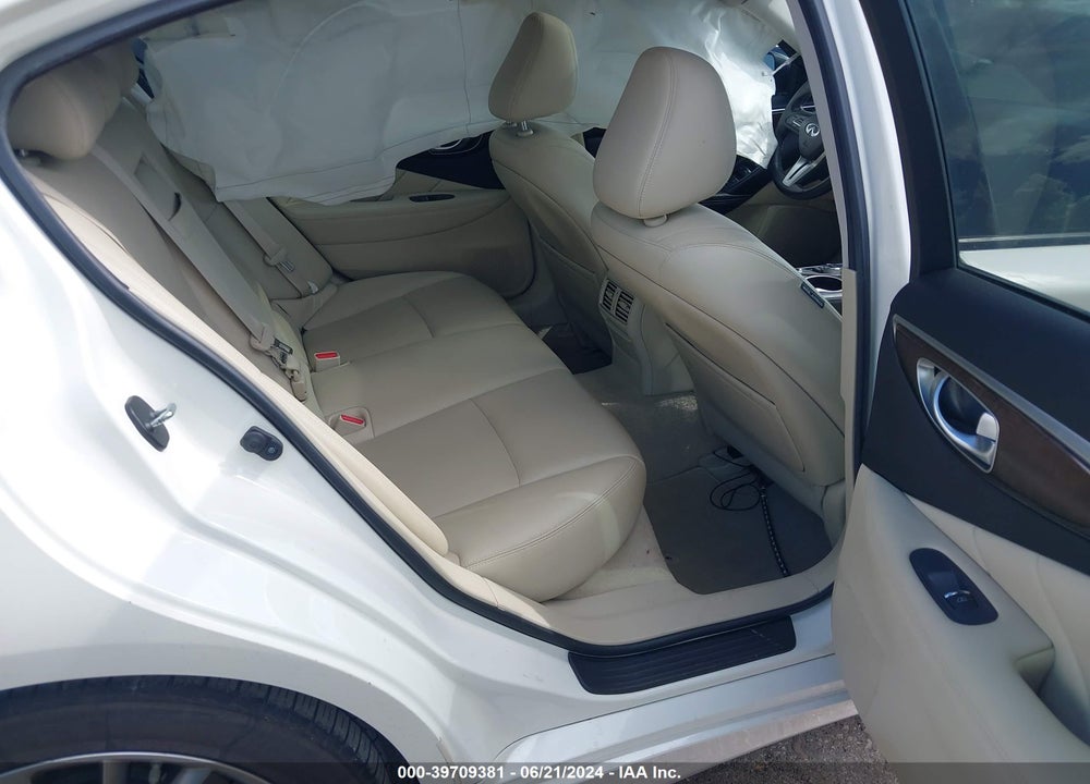 2018 INFINITI Q50 3.0T LUXE VIN: JN1EV7AP6JM355523