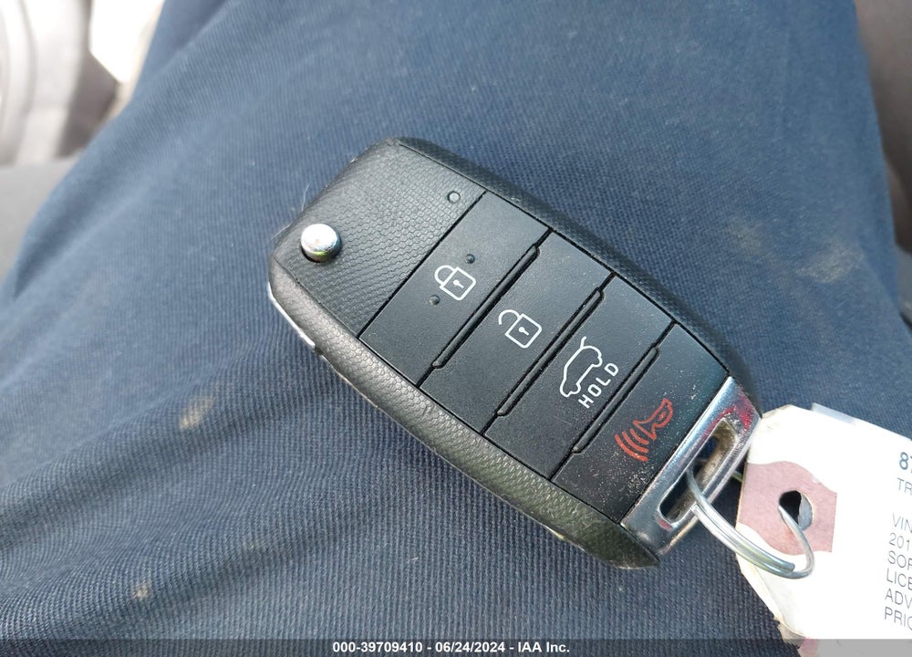 2017 KIA SORENTO 2.4L LX VIN: 5XYPG4A33HG246203