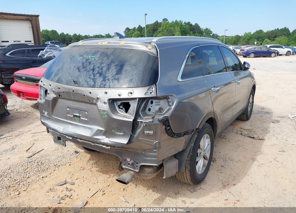 2017 KIA SORENTO 2.4L LX VIN: 5XYPG4A33HG246203