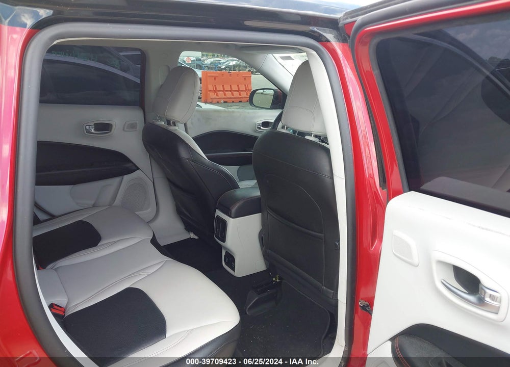 2018 JEEP COMPASS LIMITED 4X4 VIN: 3C4NJDCB6JT401158