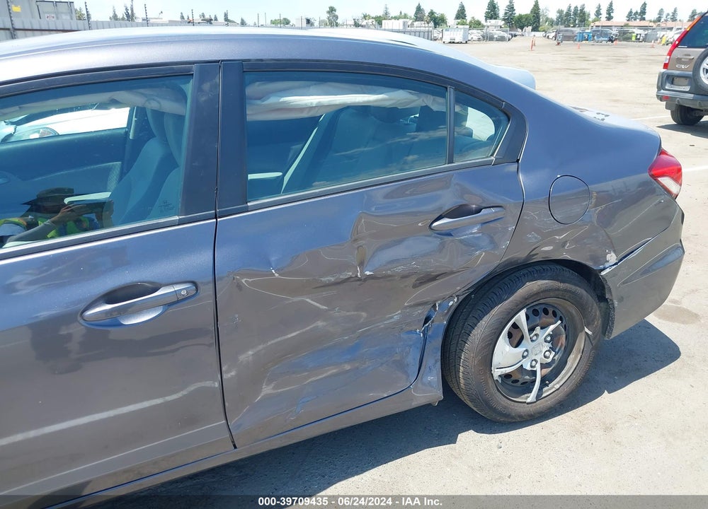 2014 HONDA CIVIC LX VIN: 19XFB2F57EE240549
