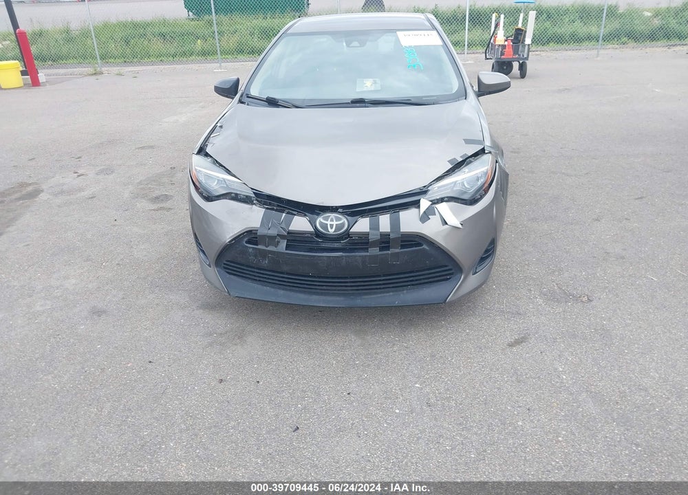 2017 TOYOTA COROLLA LE VIN: 5YFBURHE9HP724353