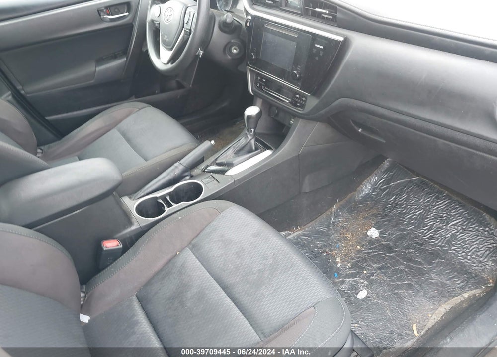 2017 TOYOTA COROLLA LE VIN: 5YFBURHE9HP724353