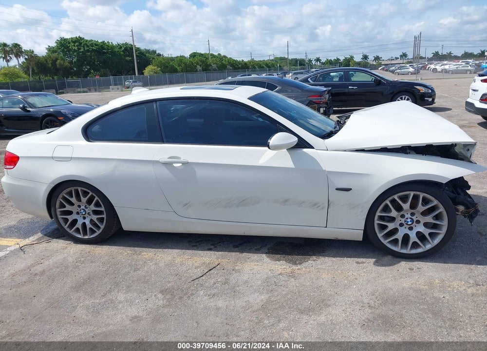 2009 BMW 328I VIN: WBAWV13509P121380