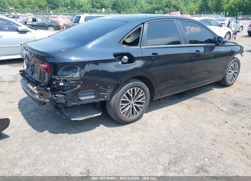 2021 VOLKSWAGEN JETTA 1.4T R-LINE/1.4T S/1.4T SE VIN: 3VWC57BU2MM093000