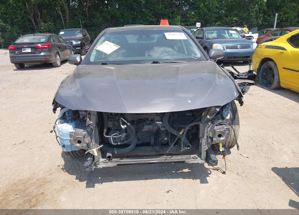 2020 TOYOTA CAMRY SE AWD VIN: 4T1G11BK7LU002160