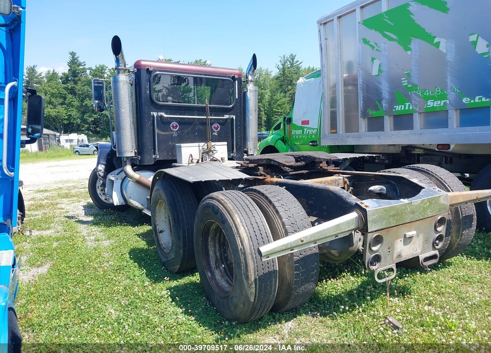 1997 PETERBILT 379 VIN: 1XP5DB9X0VN420016