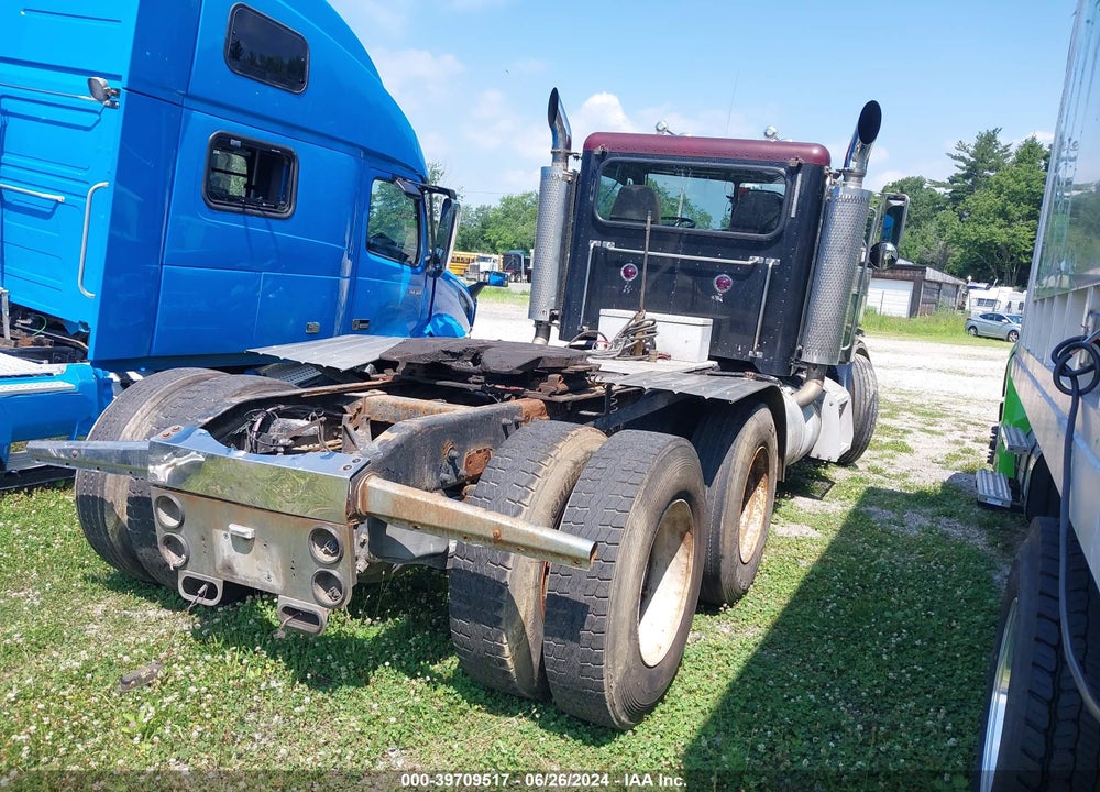 1997 PETERBILT 379 VIN: 1XP5DB9X0VN420016