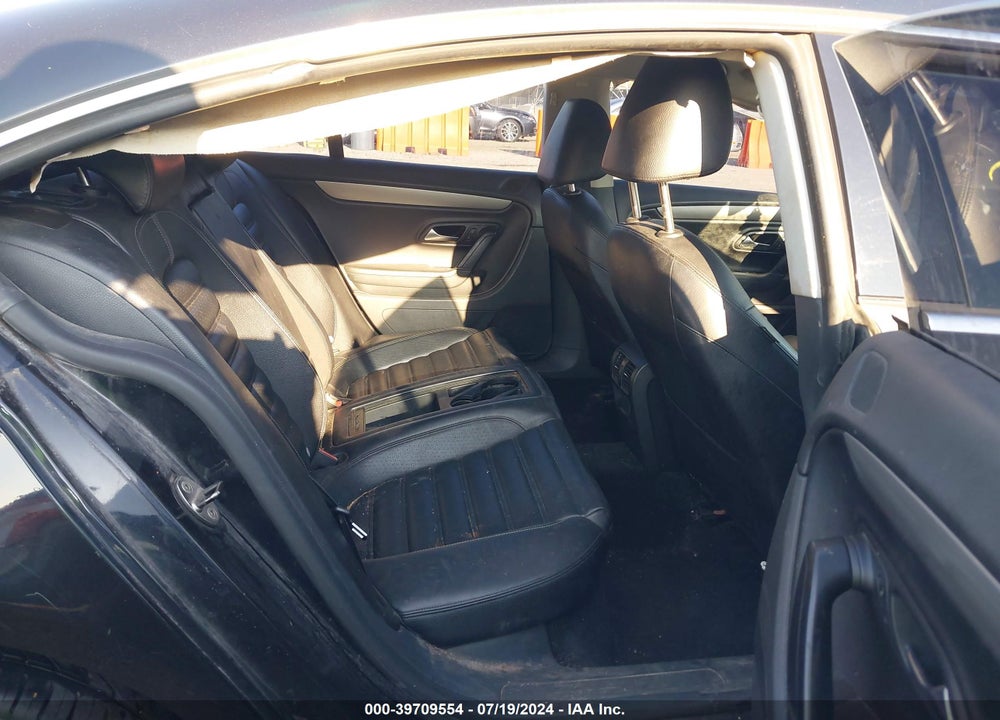 2010 VOLKSWAGEN CC VIN: WVWML7AN4AE526910