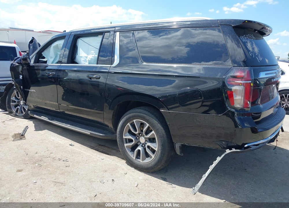 2022 CHEVROLET SUBURBAN 2WD LT VIN: 1GNSCCKD7NR260939
