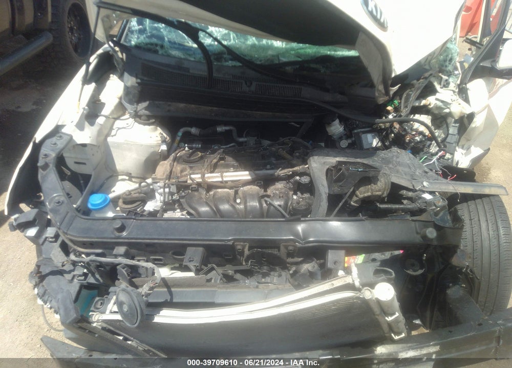2013 KIA SOUL VIN: KNDJT2A66D7527015