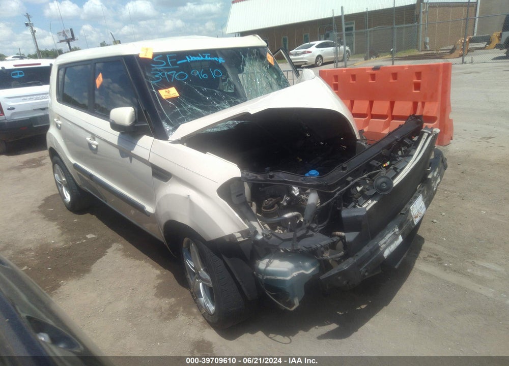 2013 KIA SOUL VIN: KNDJT2A66D7527015