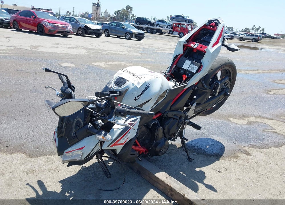 2022 KAWASAKI ER650 K VIN: ML5EREK12NDA58395