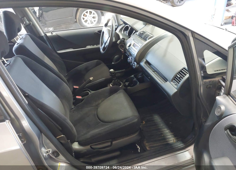 2008 HONDA FIT SPORT VIN: JHMGD37618S006354