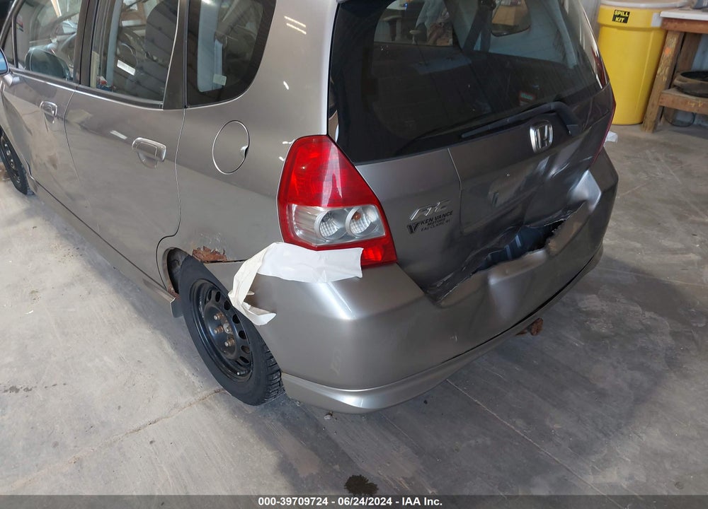 2008 HONDA FIT SPORT VIN: JHMGD37618S006354