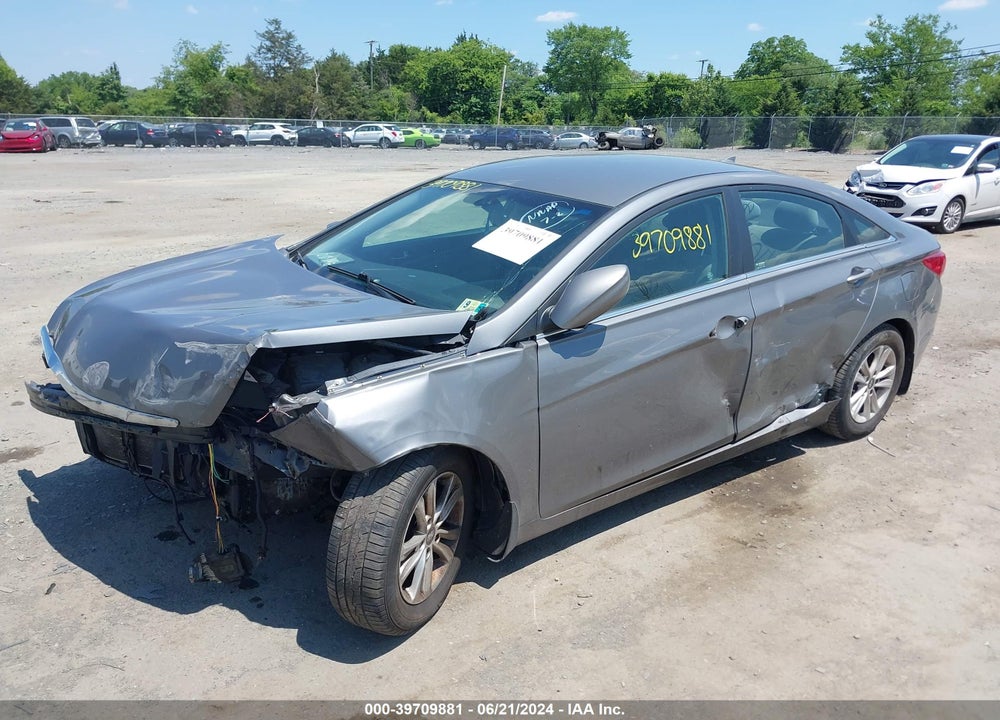 2013 HYUNDAI SONATA GLS VIN: 5NPEB4AC7DH770902