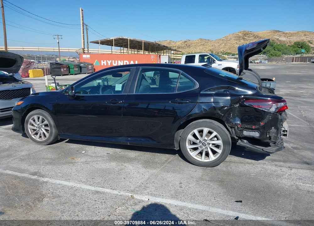 2021 TOYOTA CAMRY LE VIN: 4T1R11AK9MU611665
