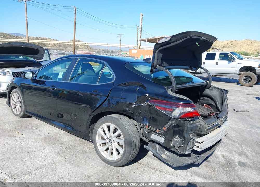 2021 TOYOTA CAMRY LE VIN: 4T1R11AK9MU611665
