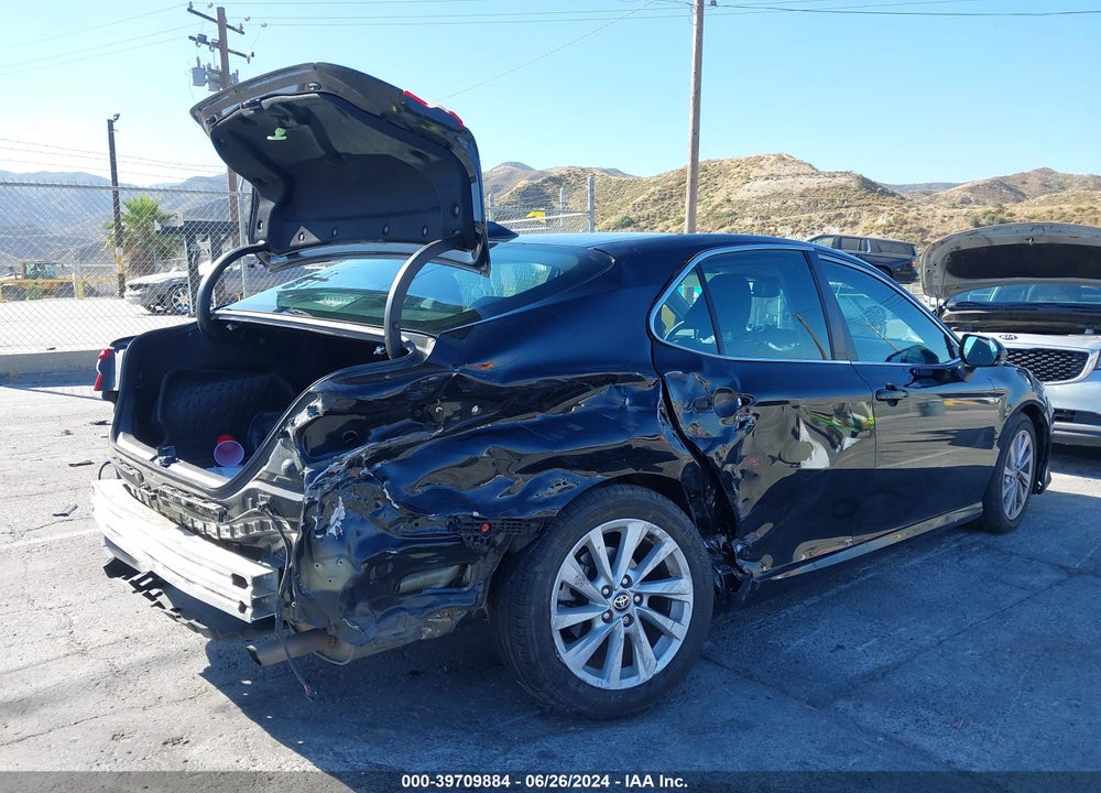 2021 TOYOTA CAMRY LE VIN: 4T1R11AK9MU611665