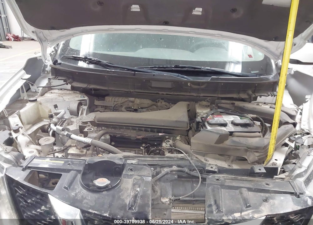 2016 NISSAN ROGUE S VIN: 5N1AT2MN5GC775542