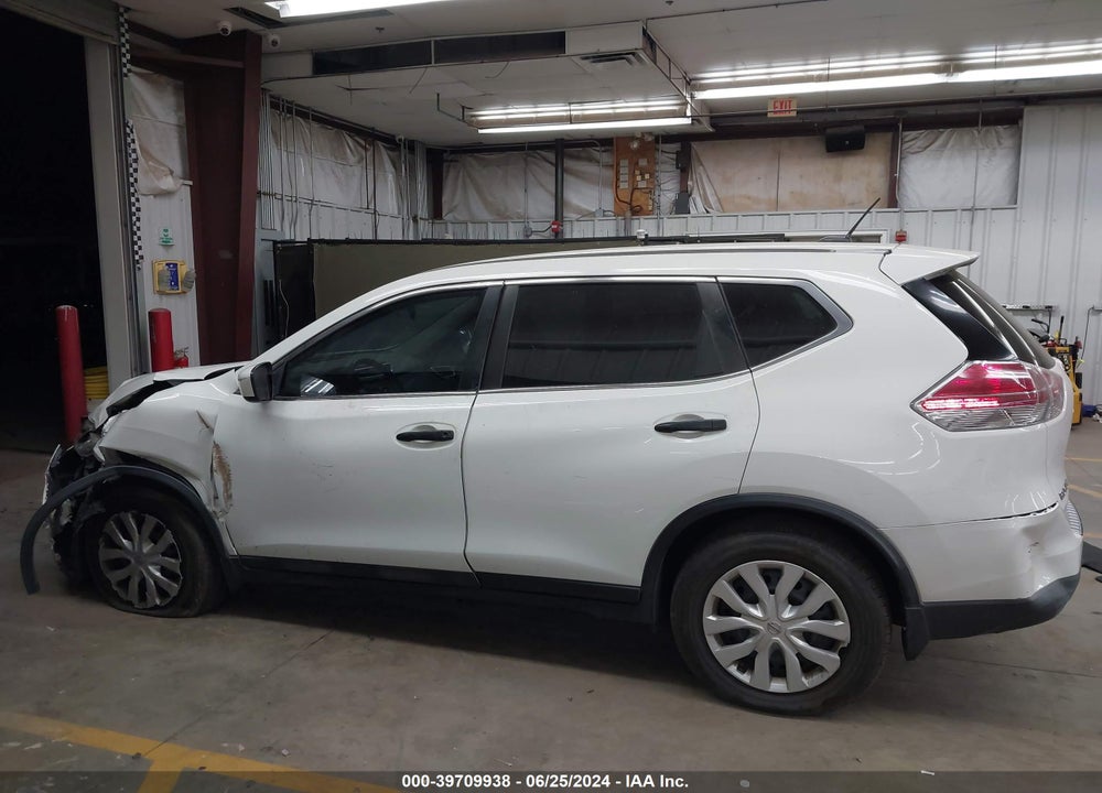 2016 NISSAN ROGUE S VIN: 5N1AT2MN5GC775542
