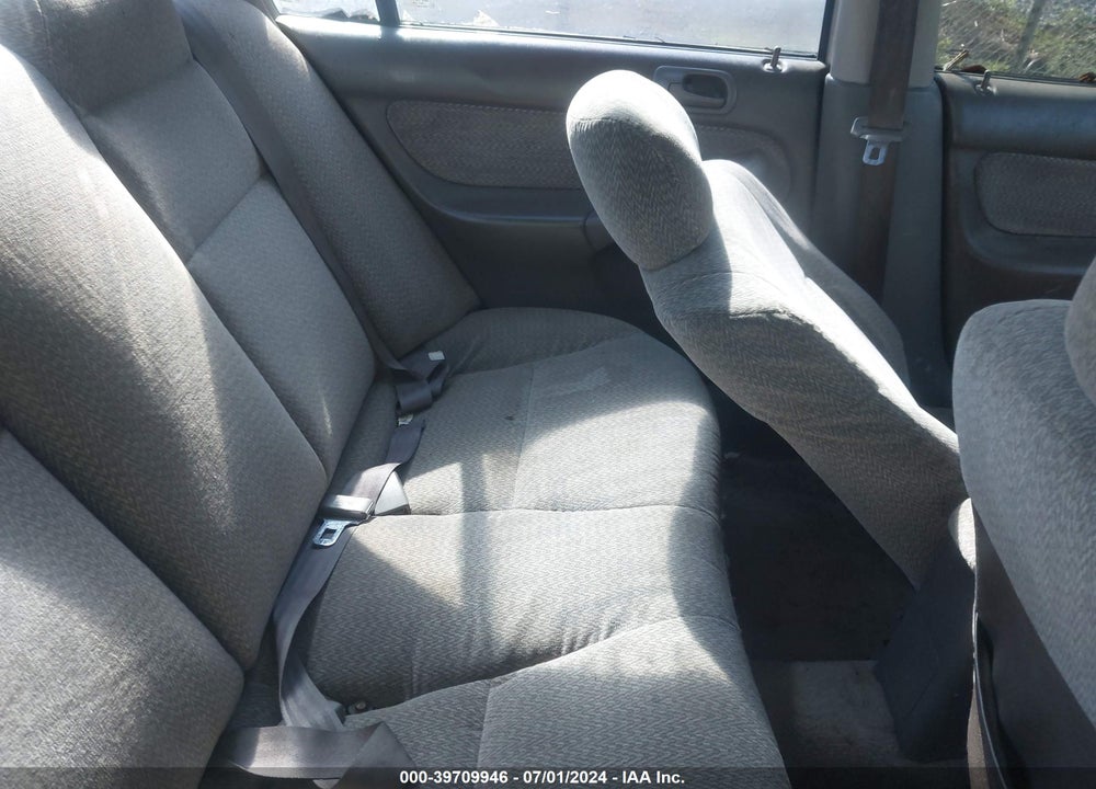 2000 HONDA CIVIC LX VIN: 1HGEJ6673YL018093