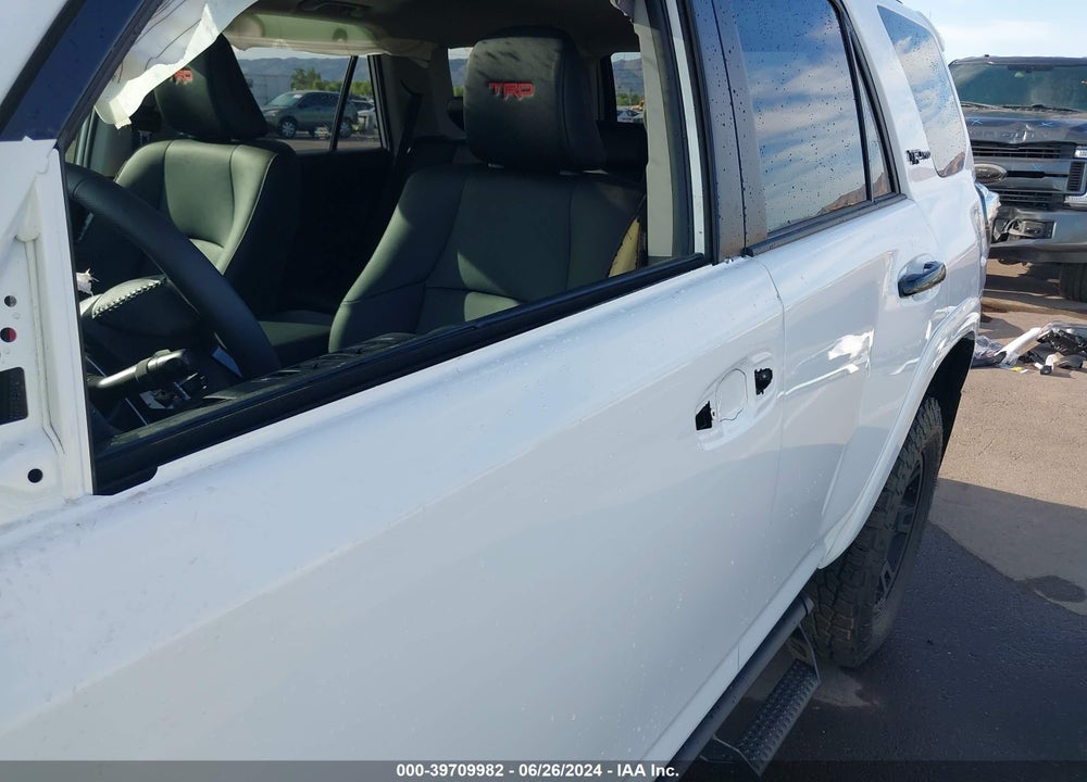 2024 TOYOTA 4RUNNER TRD PRO VIN: JTELU5JR0R6252901