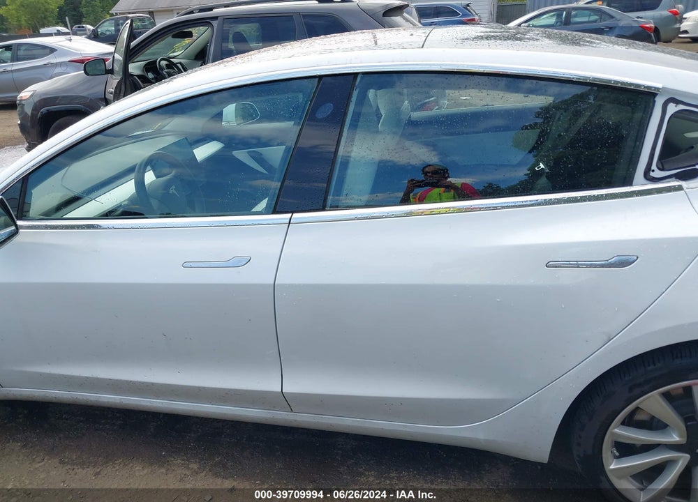 2018 TESLA MODEL 3 LONG RANGE/PERFORMANCE VIN: 5YJ3E1EB1JF101131