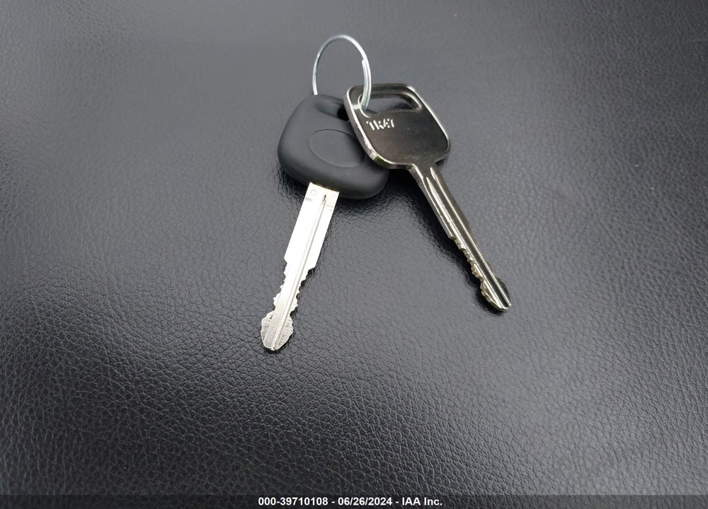 2008 TOYOTA SIENNA LE VIN: 5TDZK23C28S209106
