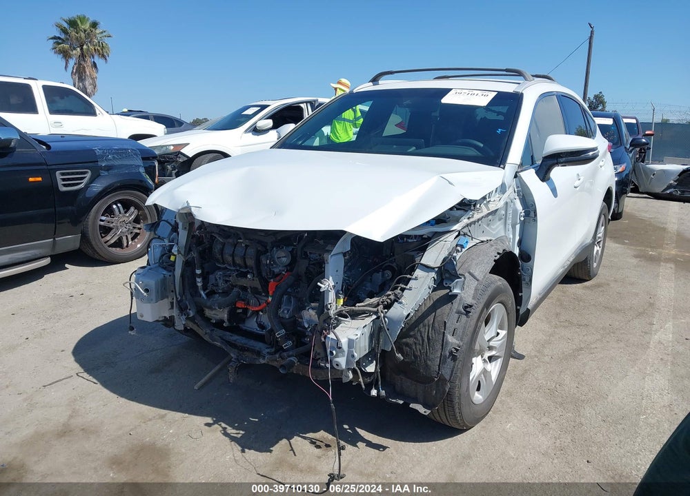 2024 TOYOTA VENZA XLE VIN: JTEAAAAHXRJ159039