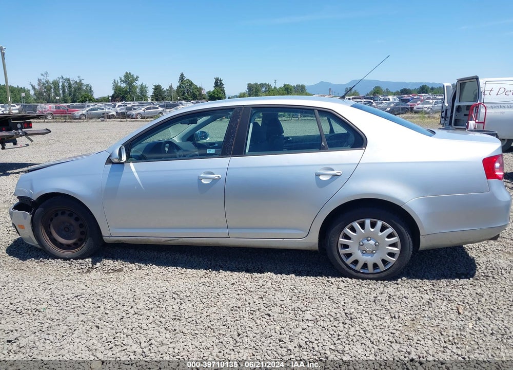 2007 VOLKSWAGEN JETTA 2.5 VIN: 3VWPF71K27M182892