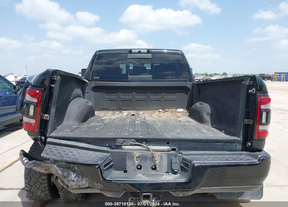 2020 RAM 3500 LIMITED MEGA CAB 4X4 6'4 BOX VIN: 3C63RRPL4LG255538