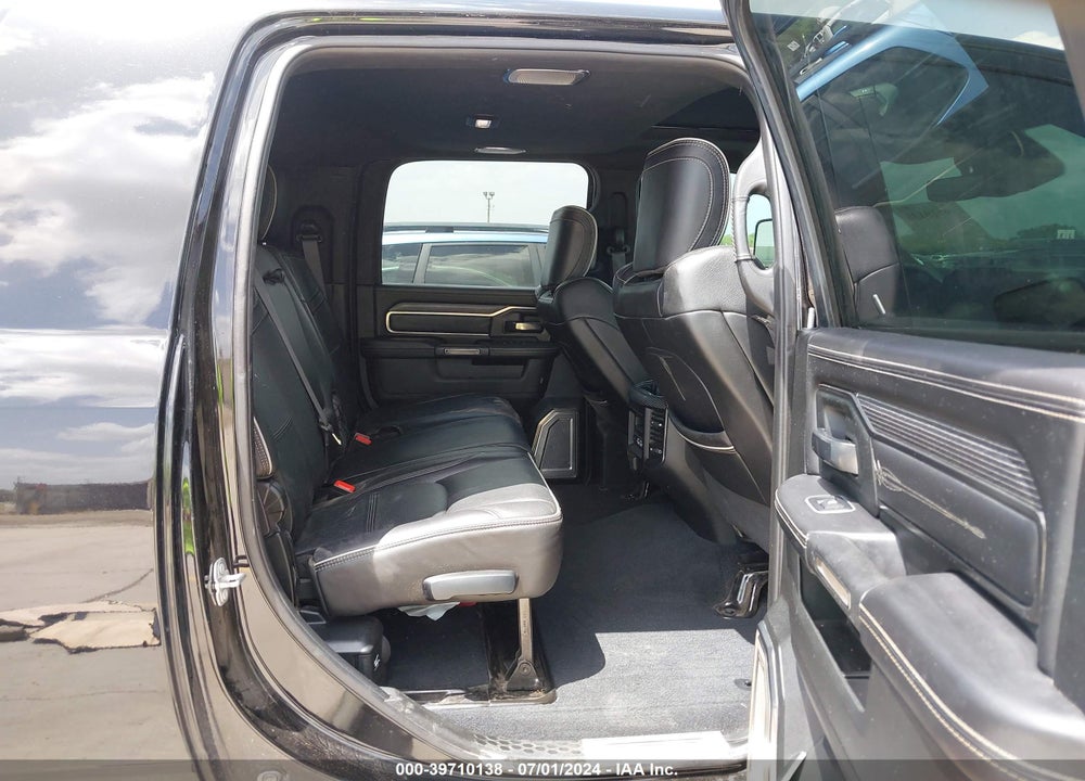2020 RAM 3500 LIMITED MEGA CAB 4X4 6'4 BOX VIN: 3C63RRPL4LG255538