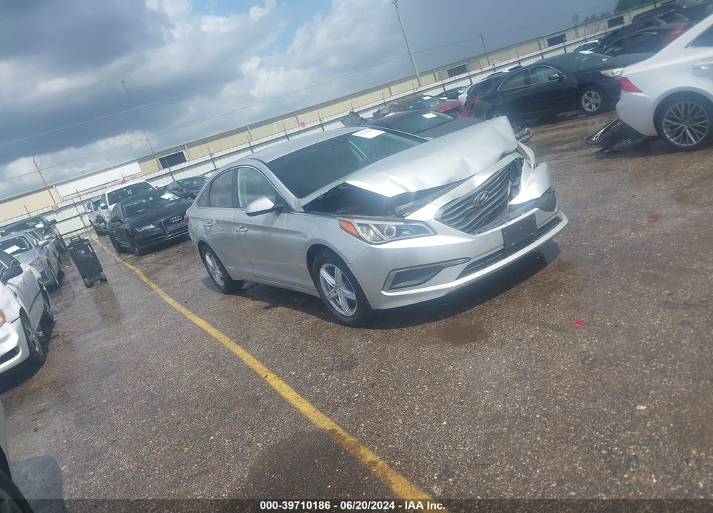 2016 HYUNDAI SONATA SE VIN: 5NPE24AF3GH268340