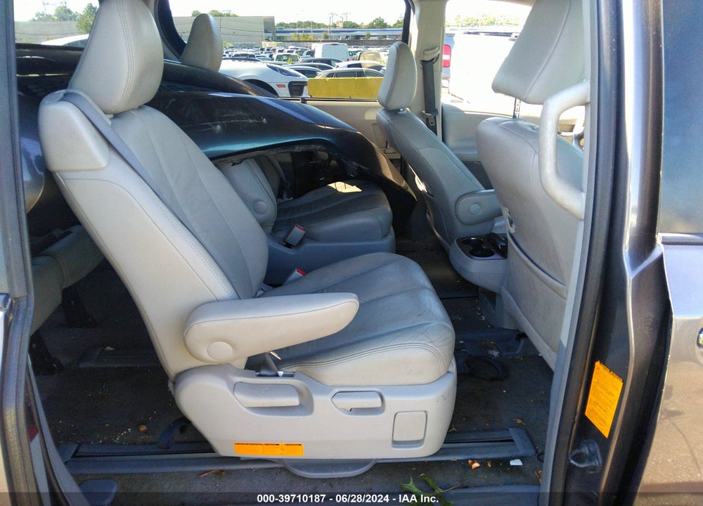 2012 TOYOTA SIENNA XLE 7 PASSENGER VIN: 5TDDK3DC4CS046966