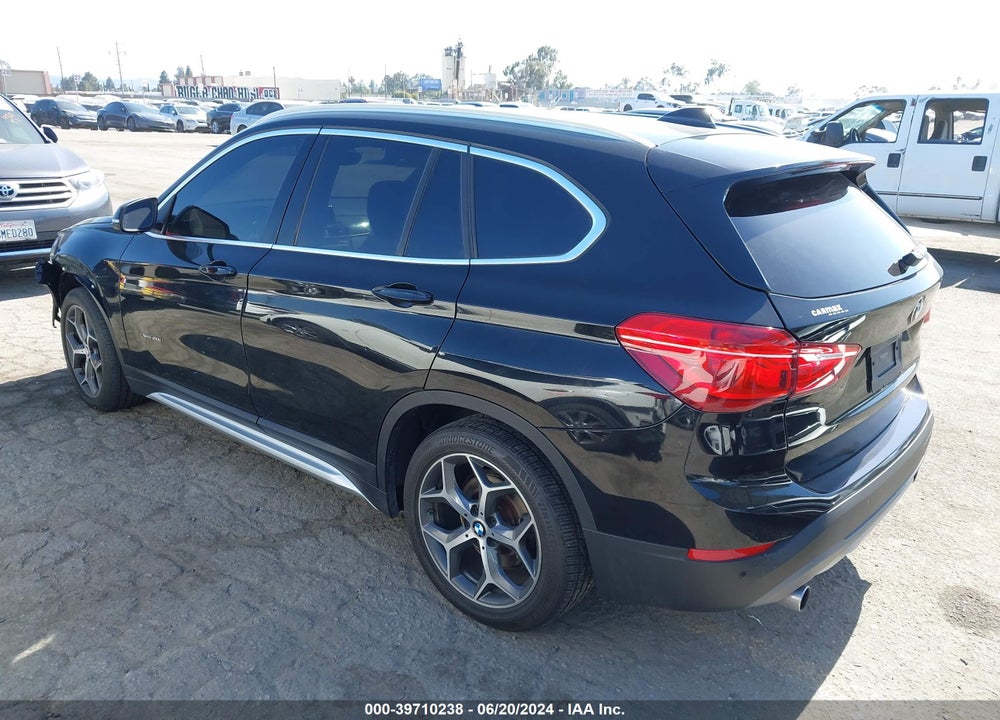 2017 BMW X1 XDRIVE28I VIN: WBXHT3C37H5F86721