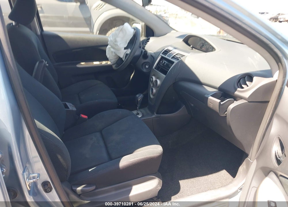 2010 TOYOTA YARIS VIN: JTDBT4K39A4075837