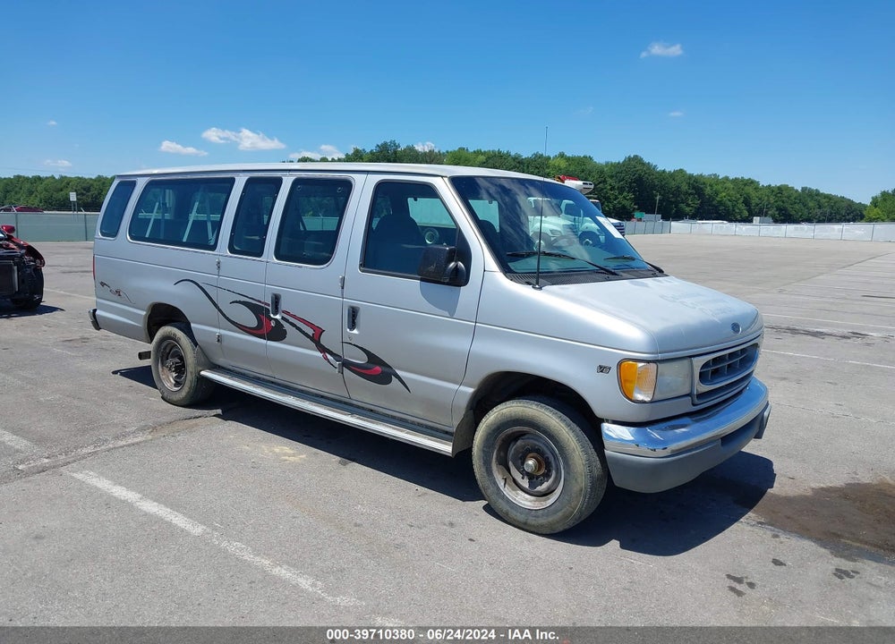 2001 FORD E-350 SUPER DUTY XL/XLT VIN: 1FBSS31L71HA13946
