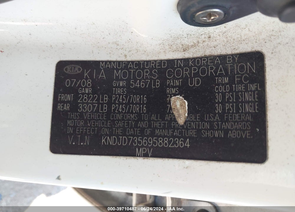 2009 KIA SORENTO LX VIN: KNDJD735695882364
