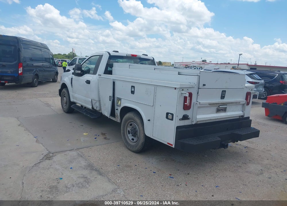 2022 FORD F-350 XL VIN: 1FDBF3A66NED18190
