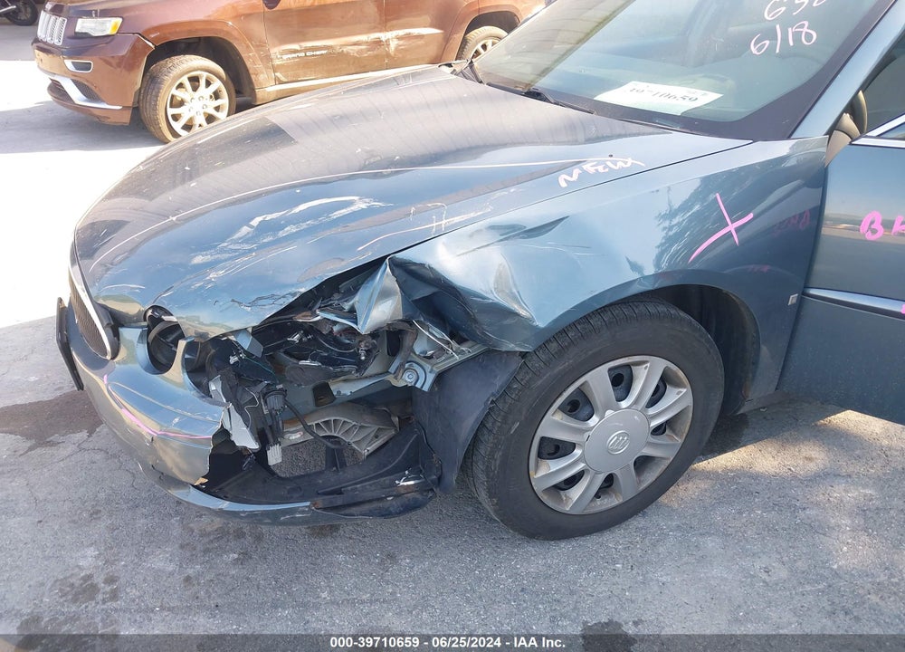 2007 BUICK LACROSSE CX VIN: 2G4WC582571125333