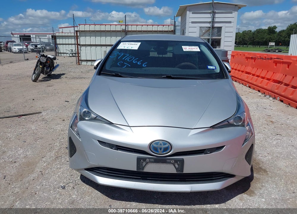 2018 TOYOTA PRIUS TWO VIN: JTDKBRFU2J3590316