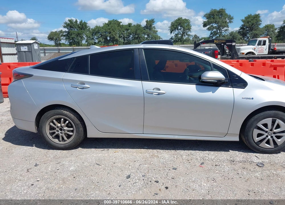 2018 TOYOTA PRIUS TWO VIN: JTDKBRFU2J3590316