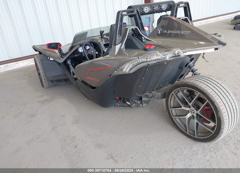 2015 POLARIS SLINGSHOT VIN: 57XAASFA6F5105240