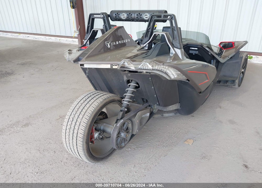 2015 POLARIS SLINGSHOT VIN: 57XAASFA6F5105240
