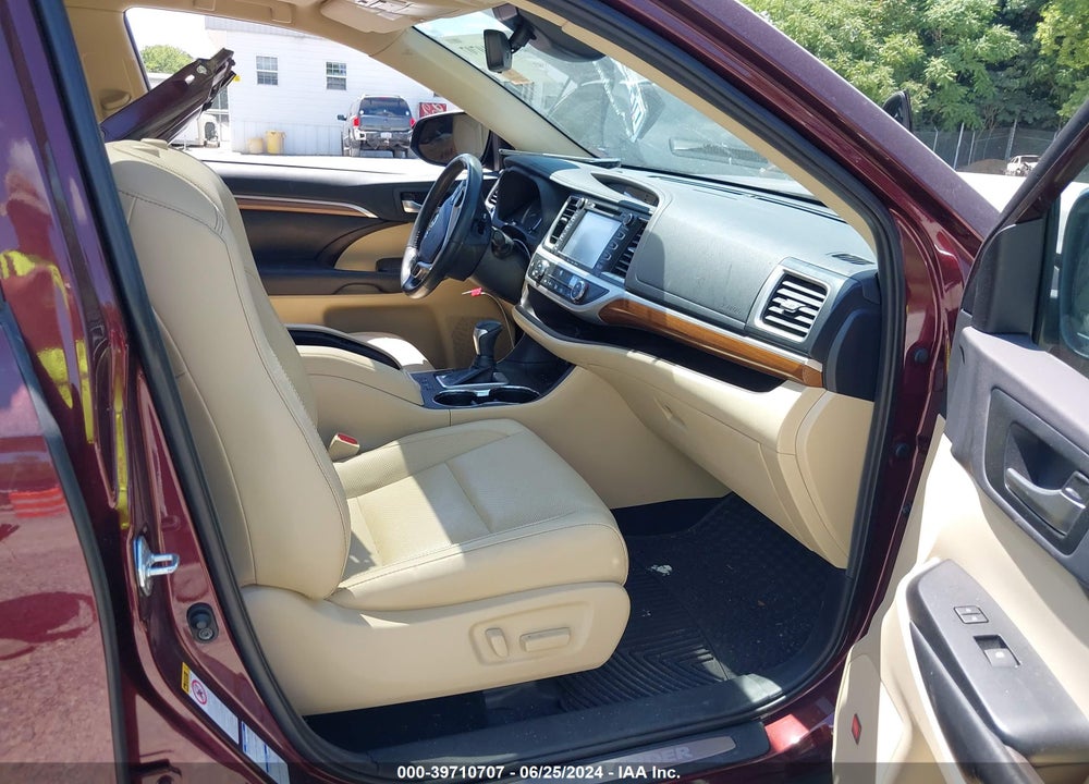 2019 TOYOTA HIGHLANDER LIMITED VIN: 5TDDZRFH6KS961744